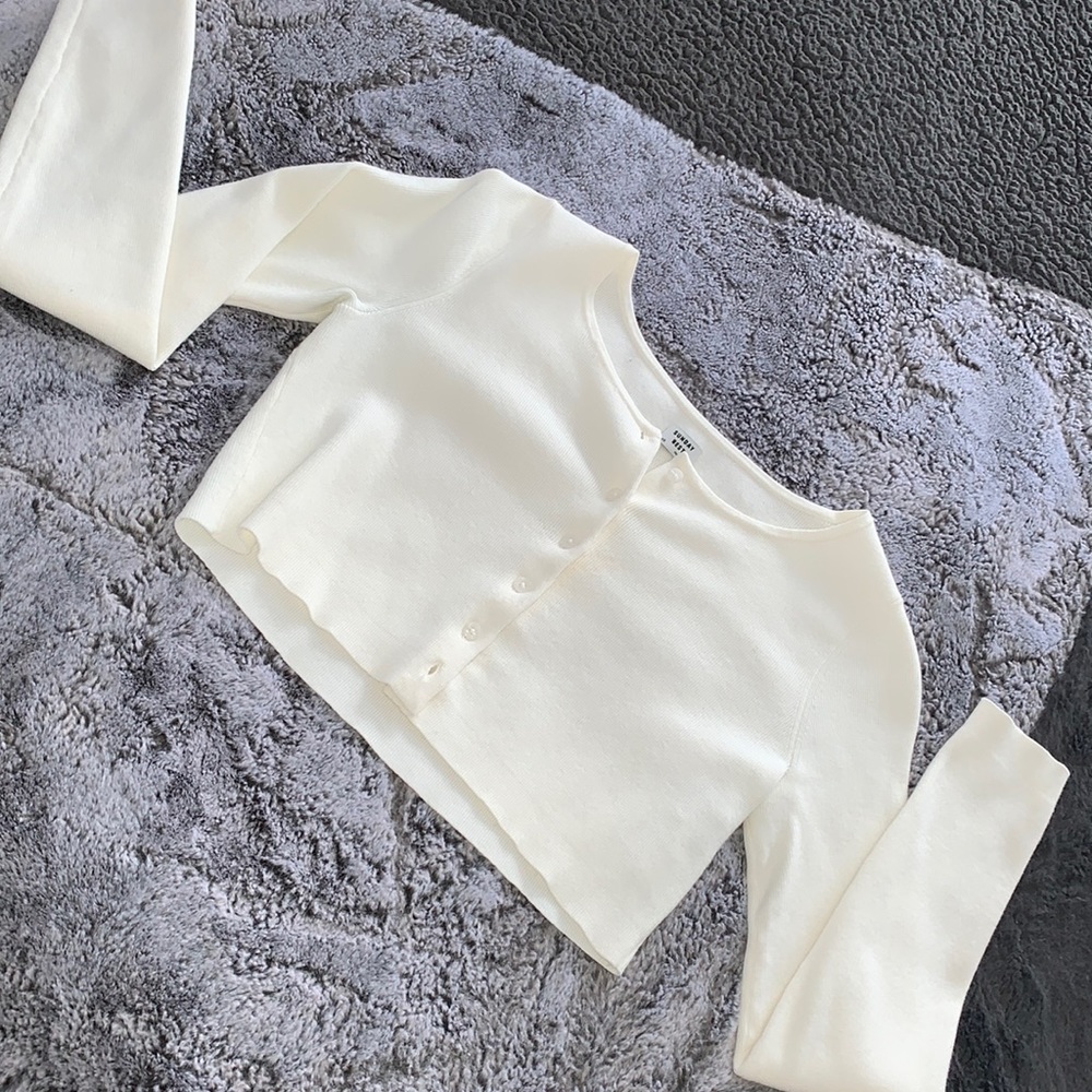 Aritzia Sunday Best Cropped Long Sleeve Sweater XS